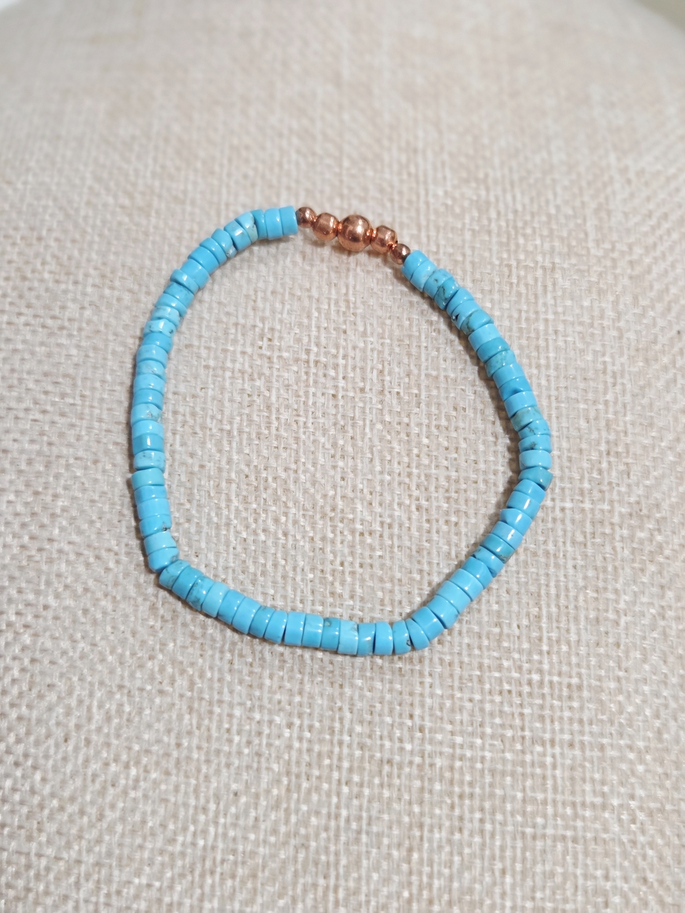 Turquoise Bead Stretch Bracelet with Gold Accent